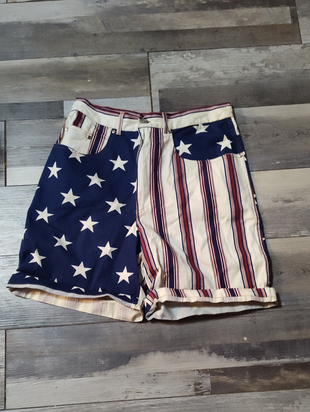 5/$25 SALW Women's Faded Glory Size 7/8 Patriotic Star & Stripe Shorts